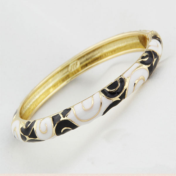 Vintage Oval Gold-Plated Cloisonné Enamel Bangle - OrientCrafted